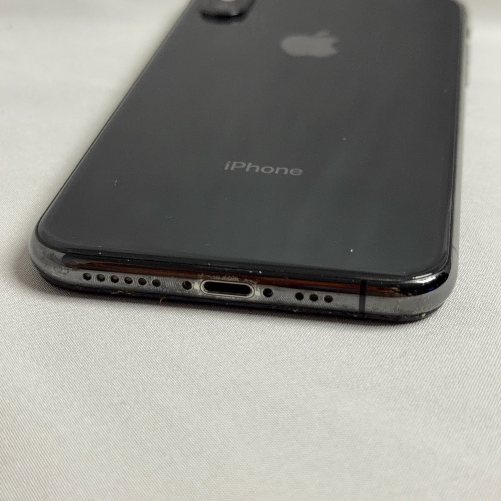 Apple iPhone XS Space Gray 256GB Factory Unlocked 73% Health - Good Condition - Picture 8 of 13